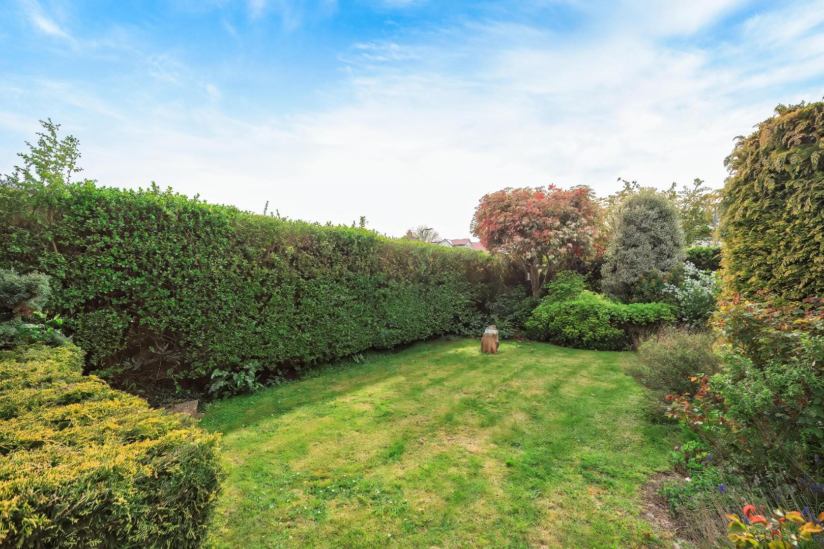 23 Knowbury Avenue, Penarth, CF64 5RX